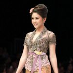 Jahit Baju Kebaya Terbaru Untuk Fashion Show