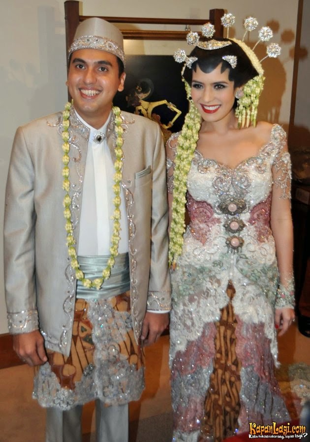 Kebaya Couple 15