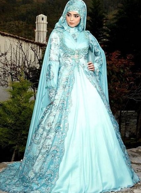 Gaun-kebaya-pengantin-muslim
