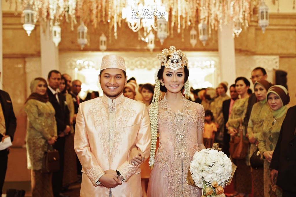 Kebaya-Akad-Nikah-Adat-Sunda-2018