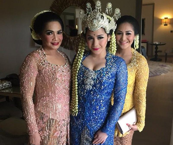 Harga Kebaya Pengantin Adat Jawa Sunda Yang Cantik Wa