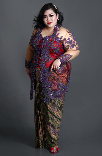 kebaya-big-size-jumbo-Untuk-Orang-Gemuk-9