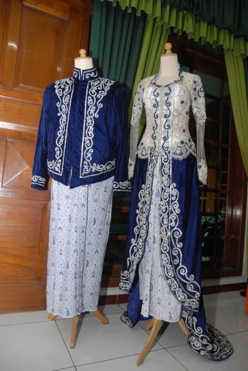 kebaya-pengantin-warna-putih-4