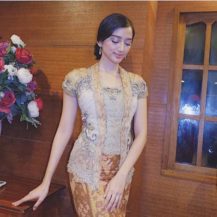 Model Kebaya Modern Remaja Hijab – Wa 081392840553 Jual Dress Brokat