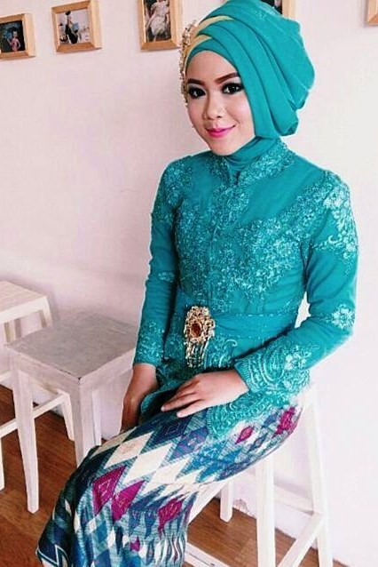 model-kebaya-muslim-terbaru-2019