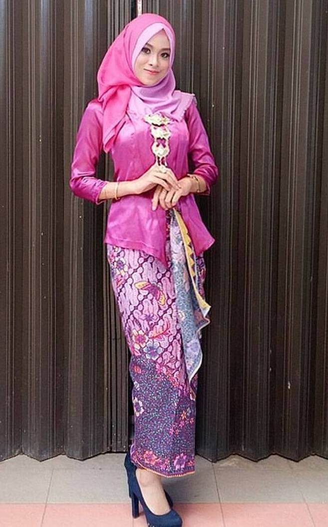 model-kebaya-wisuda-untuk-mahasiswi-berjilbab003