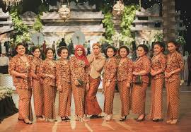  Seragam  Kebaya Untuk  Bridesmaid Keluarga  Pengantin  